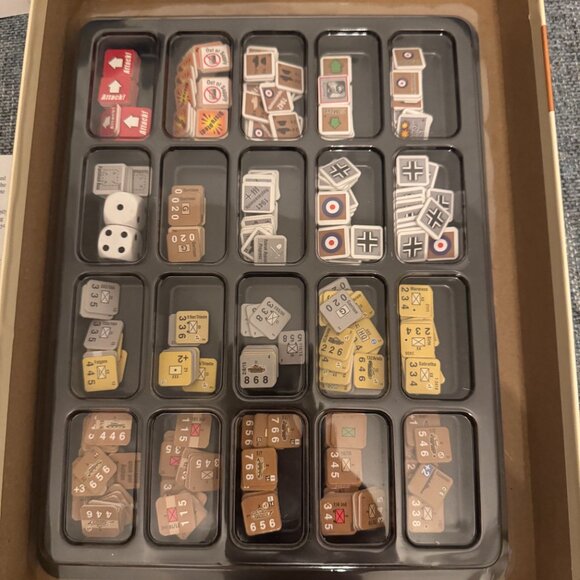 The Dark Sands: War in North Africa, 1940-42 (opened, punched, sorted) - Picture 8 of 12